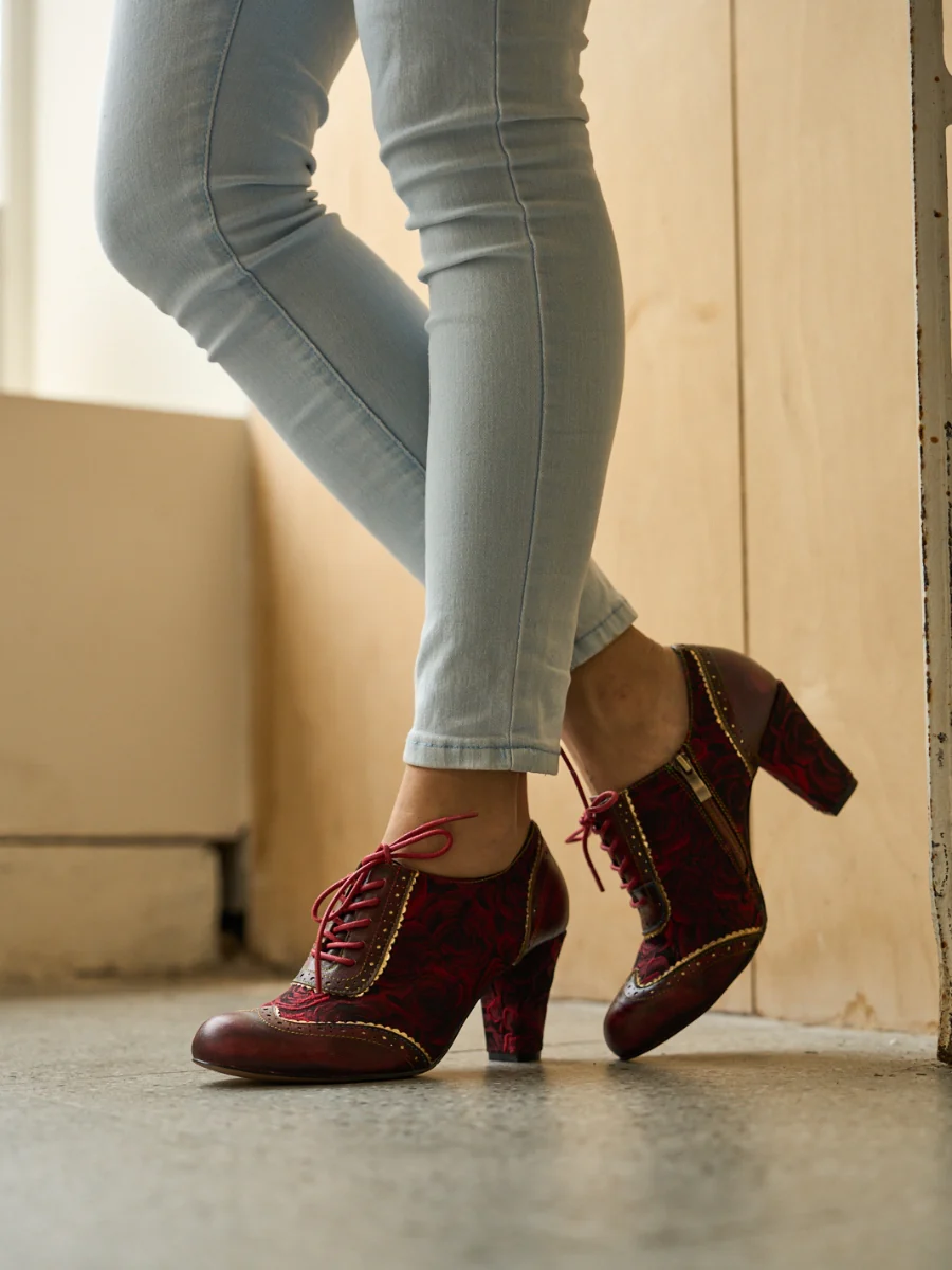 Soffia | Send Love Rose Jacquard Leather Oxford - Image 3