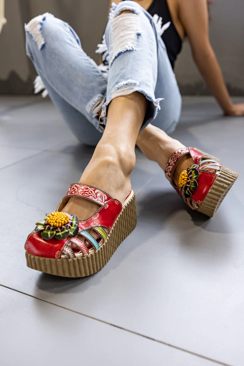 Soffia | Solanah Floral Embossed Leather Platform Clog - Image 5