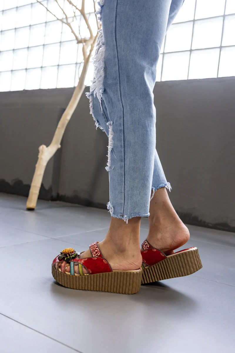 Soffia | Solanah Floral Embossed Leather Platform Clog - Image 9