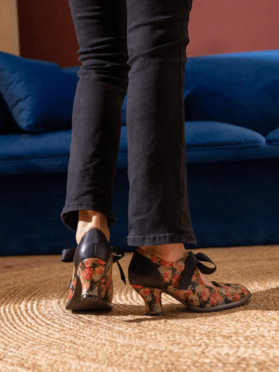 SOFFIA | STEFANIA FLORAL TIE BOW LACE-UP LEATHER PUMP - Image 7