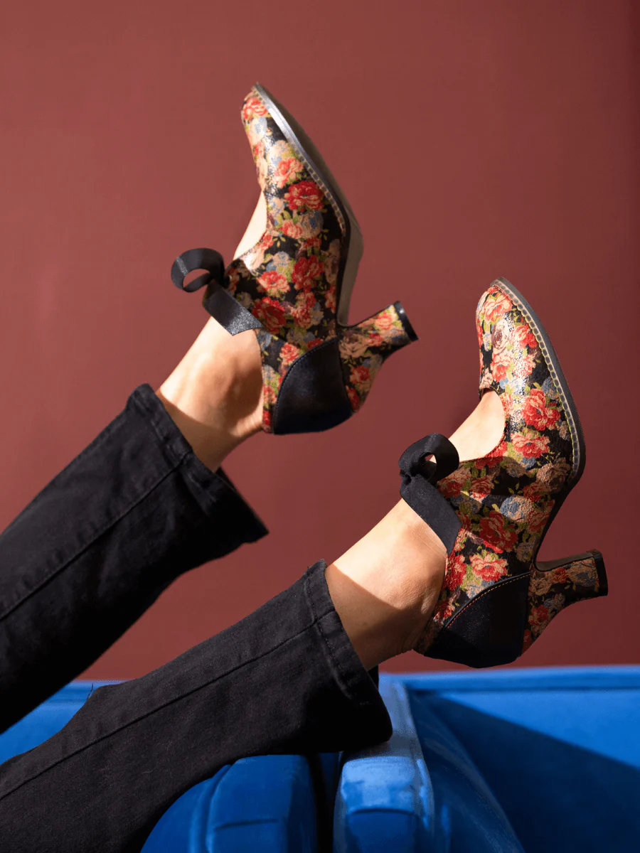 SOFFIA | STEFANIA FLORAL TIE BOW LACE-UP LEATHER PUMP - Image 8