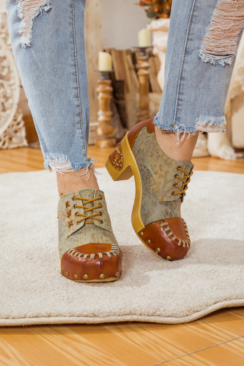 SOFFIA | WHIP-STITCH LEATHER CANVAS PUMP - Image 2