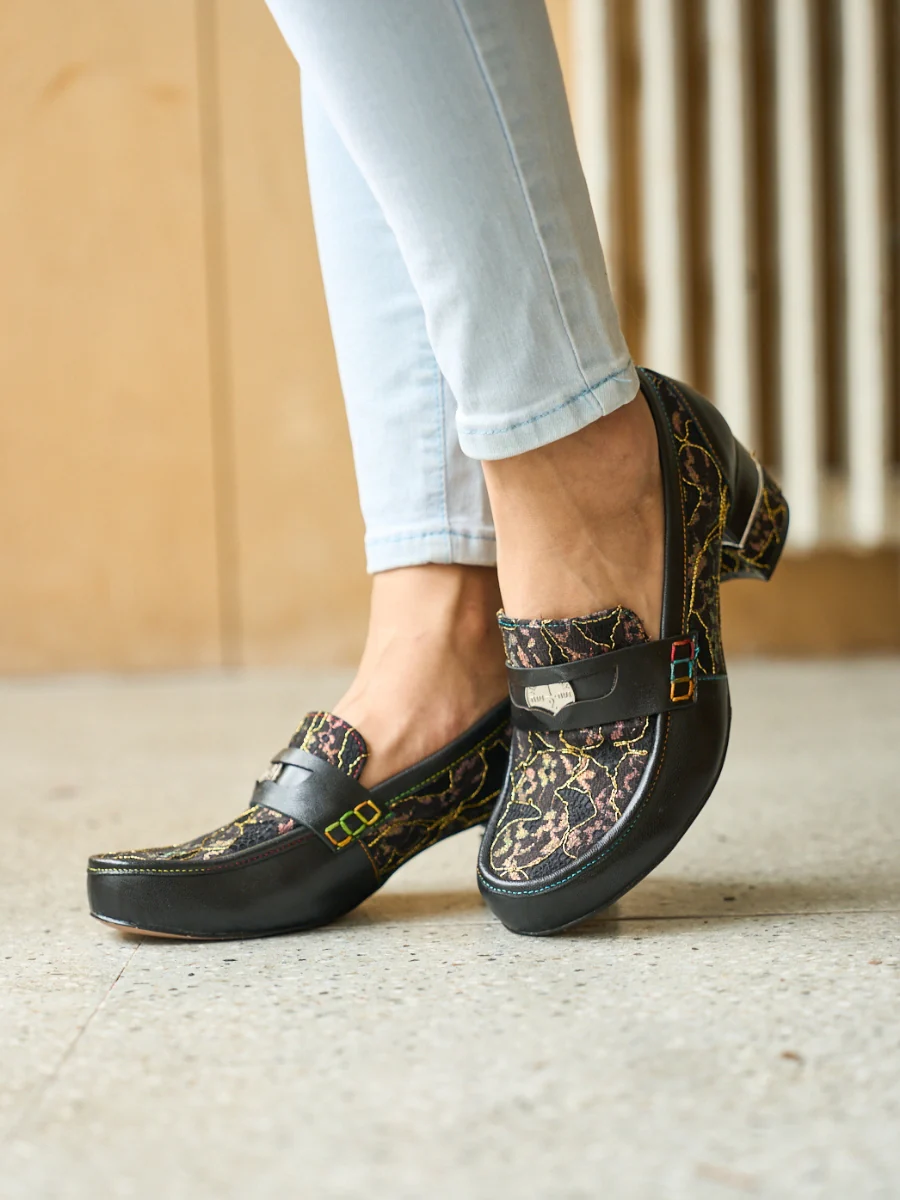 Soffia | Winny Jacquard Leather Loafer - Image 8