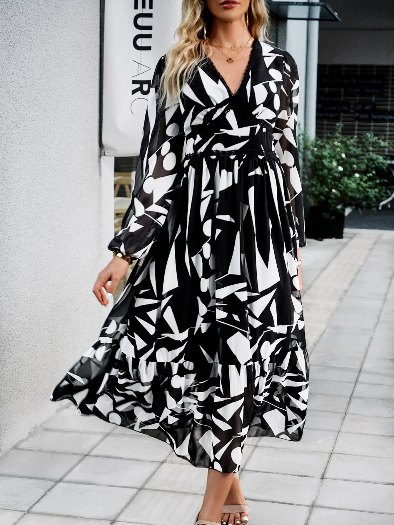 Sunset Drinks Geometry Midi Dress - Black - Image 5