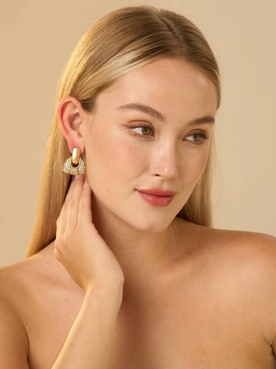 Sweet Stunner Rhinestone Embellished Stud Earrings - Image 6