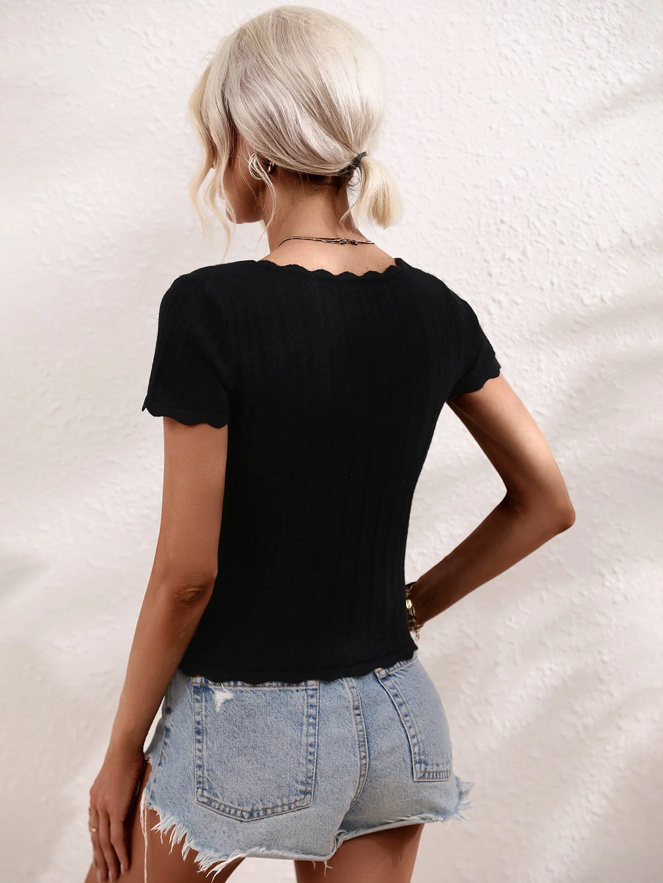 TALIA SHORT SLEEVE KNIT TOP - BLACK - Image 5