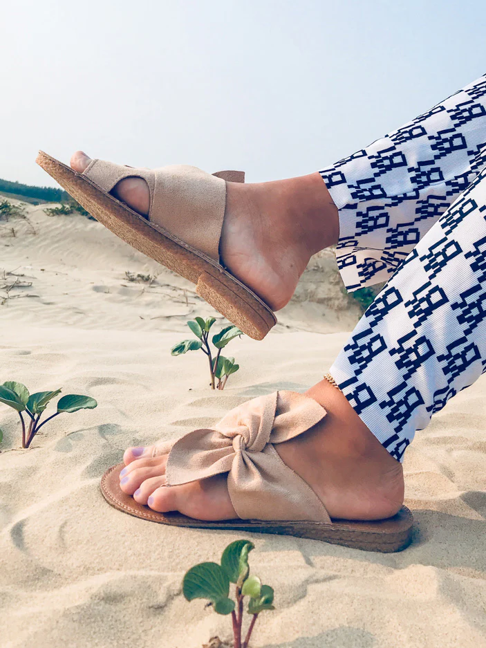 Tie Bow Stock Sandal - En Bloom - Image 4
