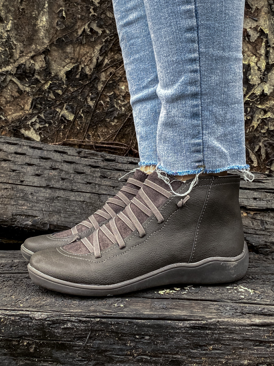 Vintage Ankle Boots - EN BLOOM - Image 12