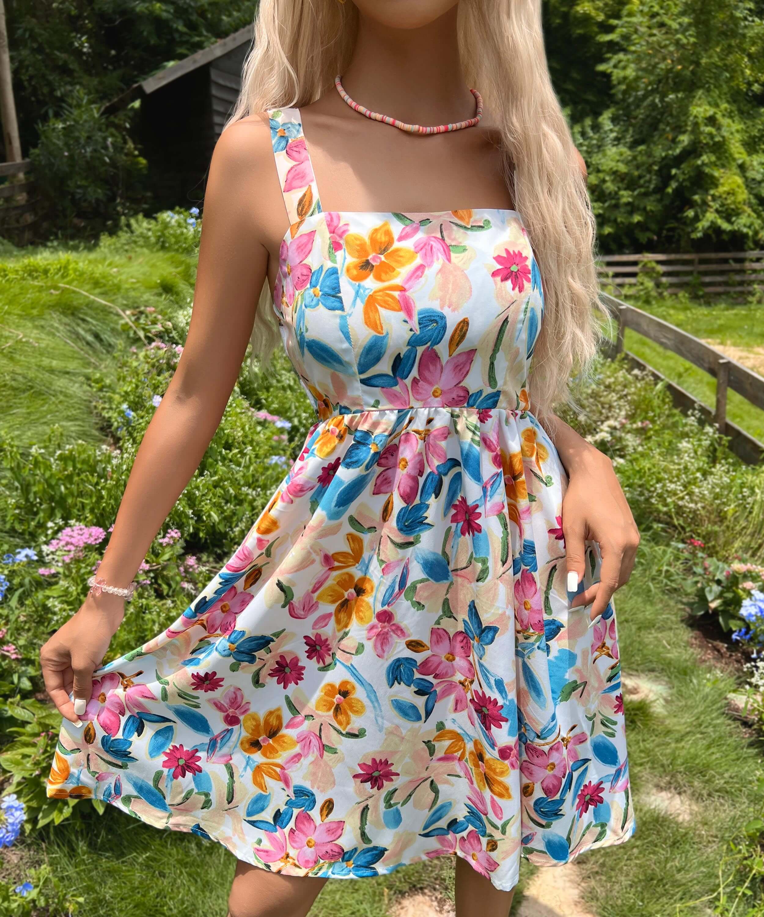 Willa Floral Midi Dress - White - Image 4