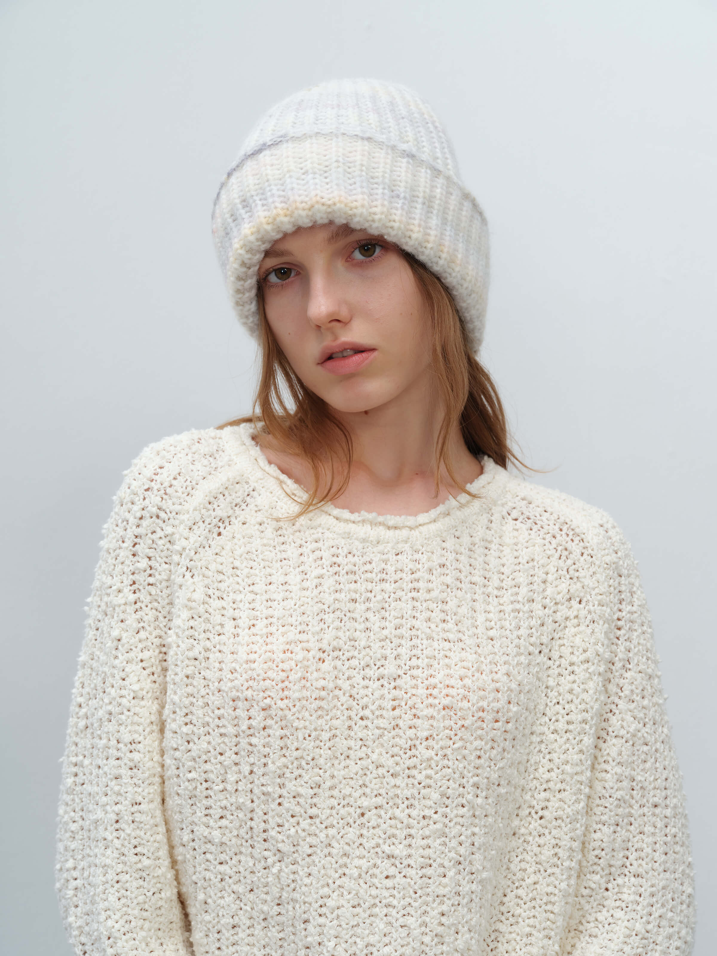 Wool Blend Gradient Knit Beanie - White - Image 5